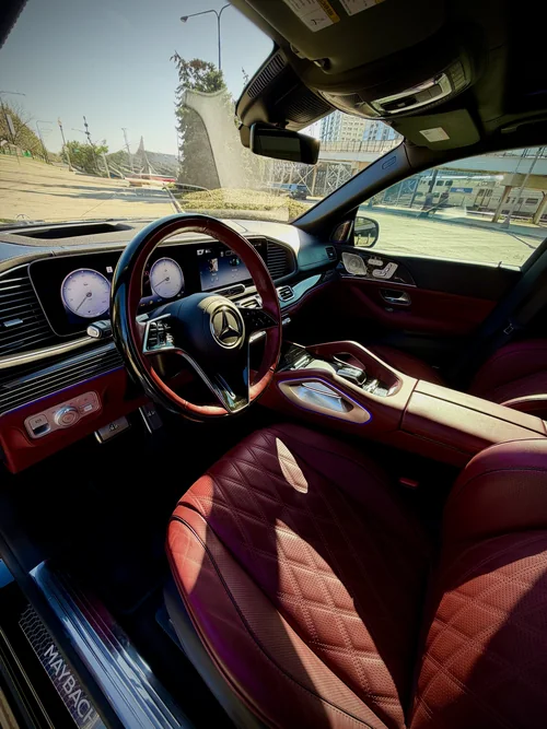 Mercedes-Maybach GLS 600 interior — Axel Luxury Chicago